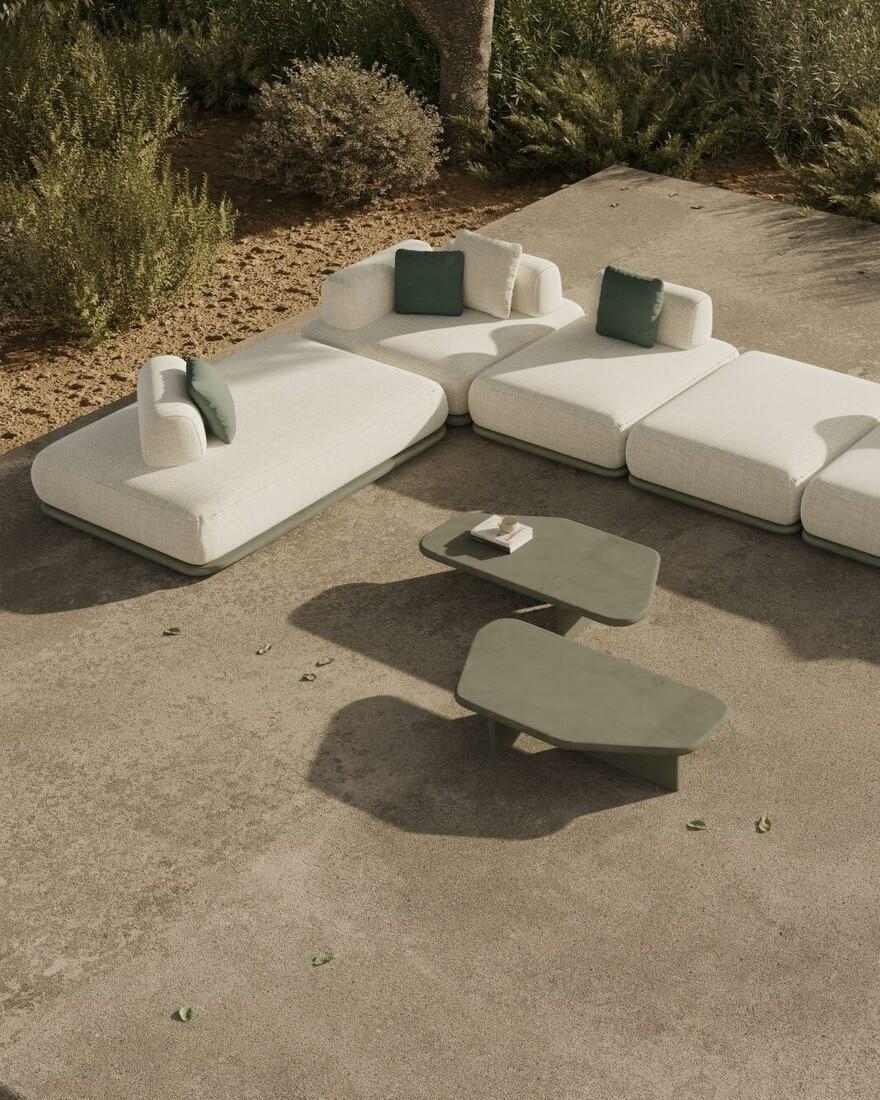 Mono