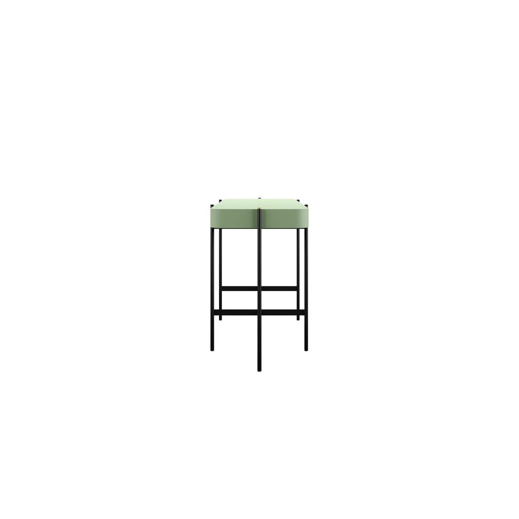 Caillou desk